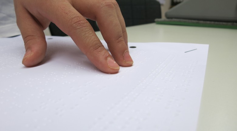 Brailleschrift lesen